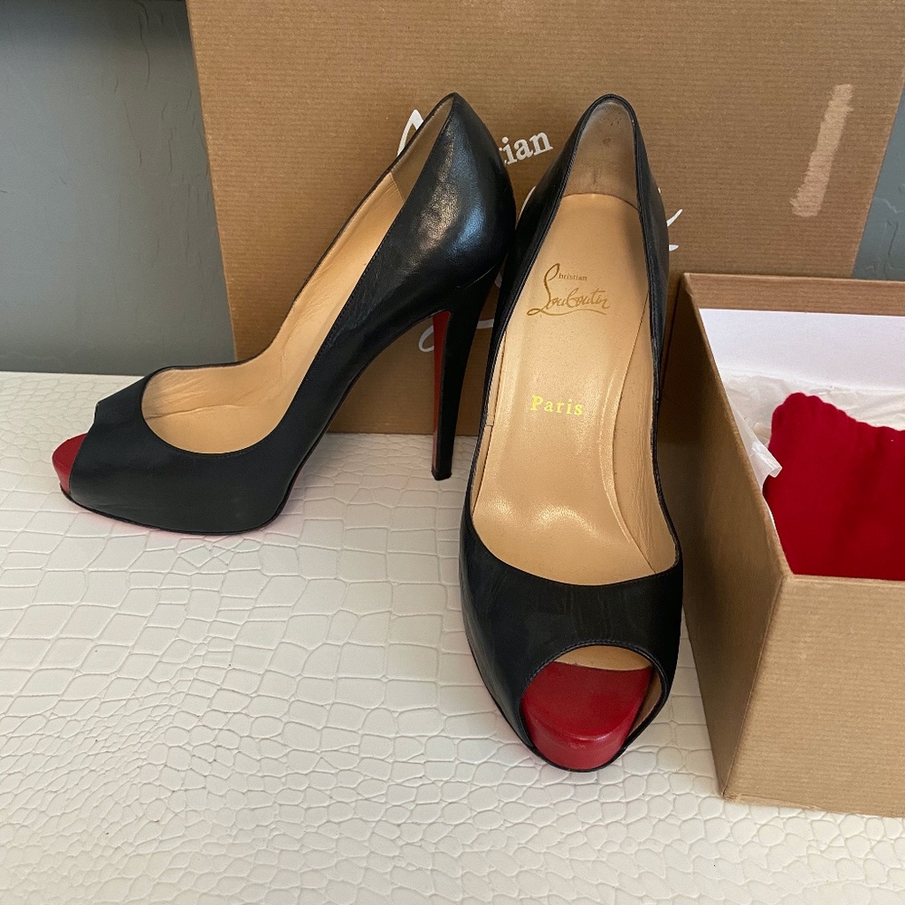 Black and Red Peep toe Christian Louboutin
